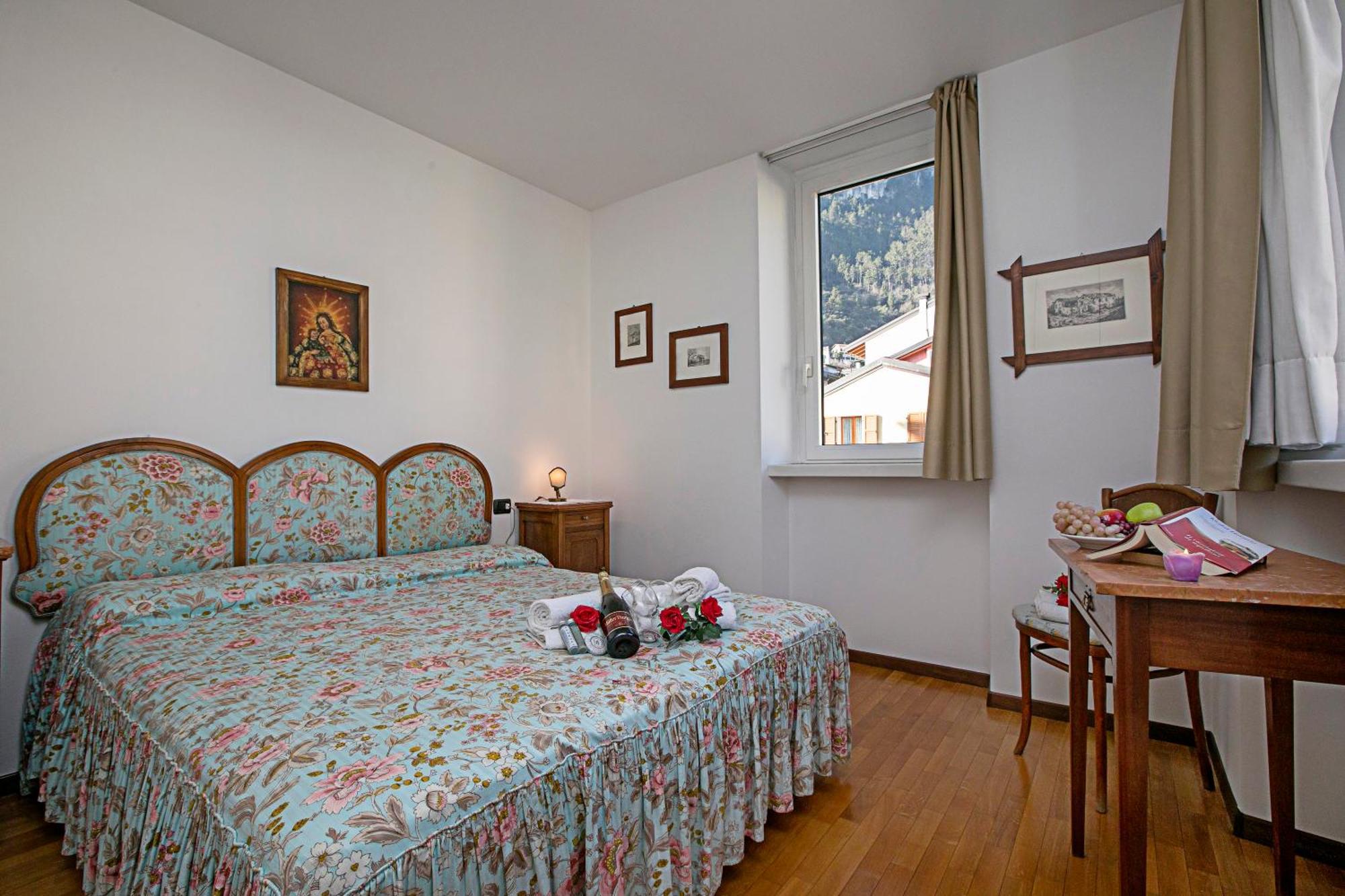 Riva Centro Apartment - Happy Rentals 外观 照片